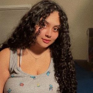 Meet your Posher, Daniela